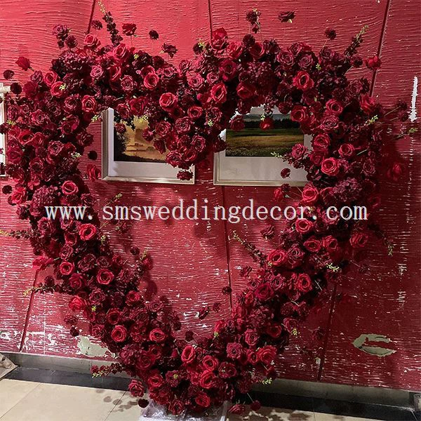 heart flower arch