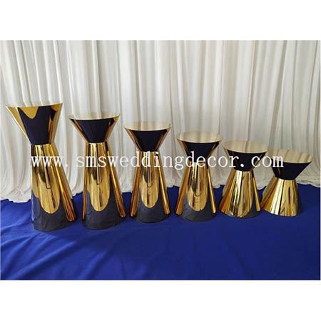 small gold pedestal