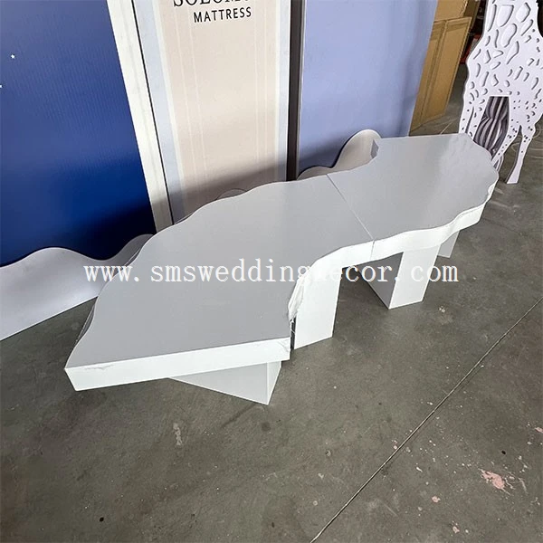 white play table