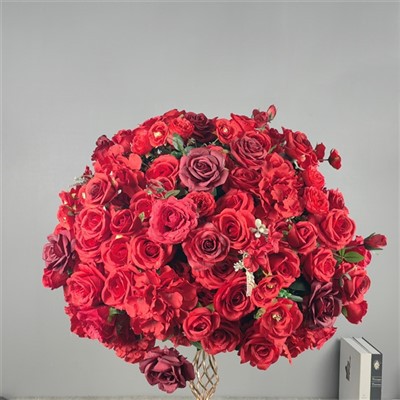 Røde blomsterkugler